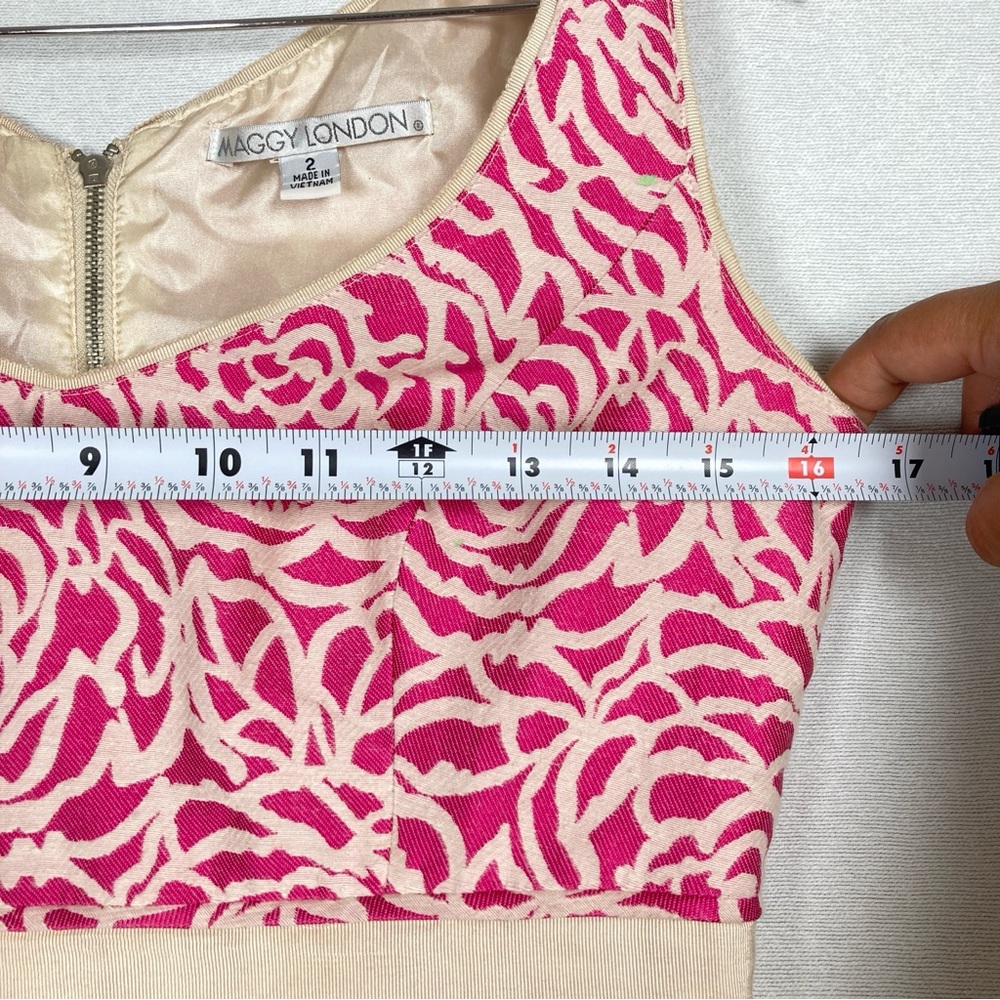 Maggy London Women’s Sheath Dress V-Neck Sleeveless Pink White Back Zipper Sz 2 - Picture 10 of 12